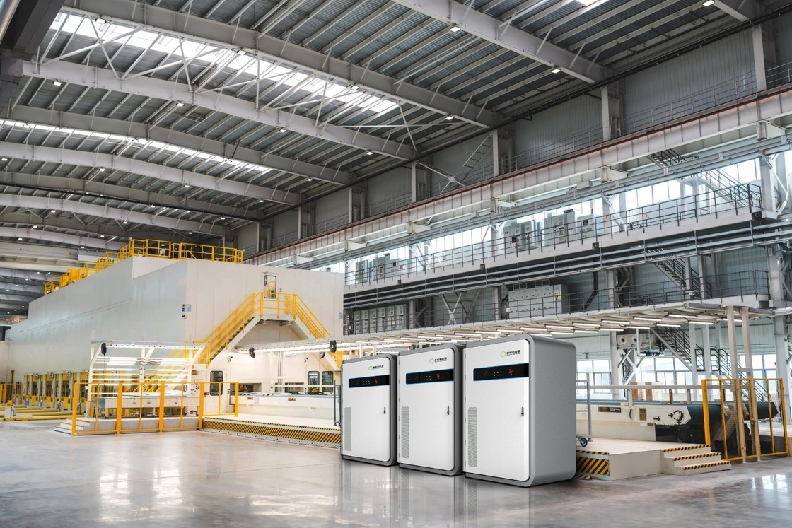 Sistema de almacenamiento de energía industrial comercial de alta tensión Bess Eth IP54