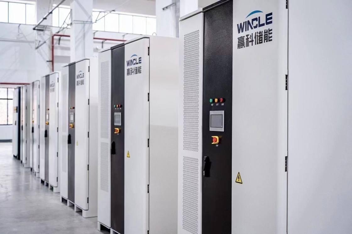 Alta capacidad con 93% de eficiencia Star 385 Commercial Energy Storage Cabinet con UL9540A para el mercado estadounidense