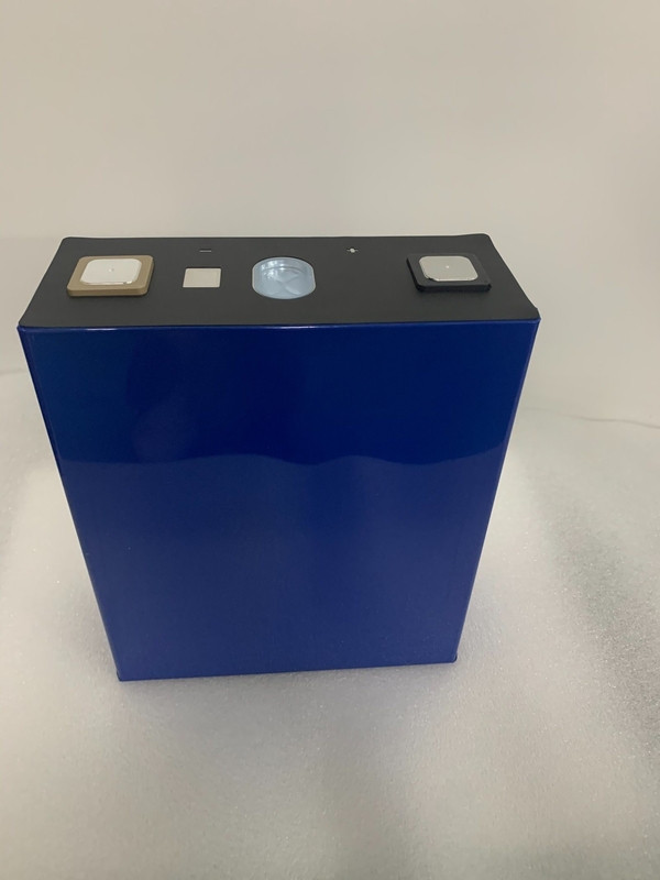 Célula de batería LFP personalizada 3.2 V 280ah Lifepo4 Célula de batería para sistema de almacenamiento de energía industrial