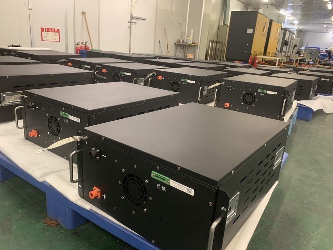 Célula de batería prismática de 3.2V 314ah duradera para sistemas de almacenamiento de energía en contenedores y camiones